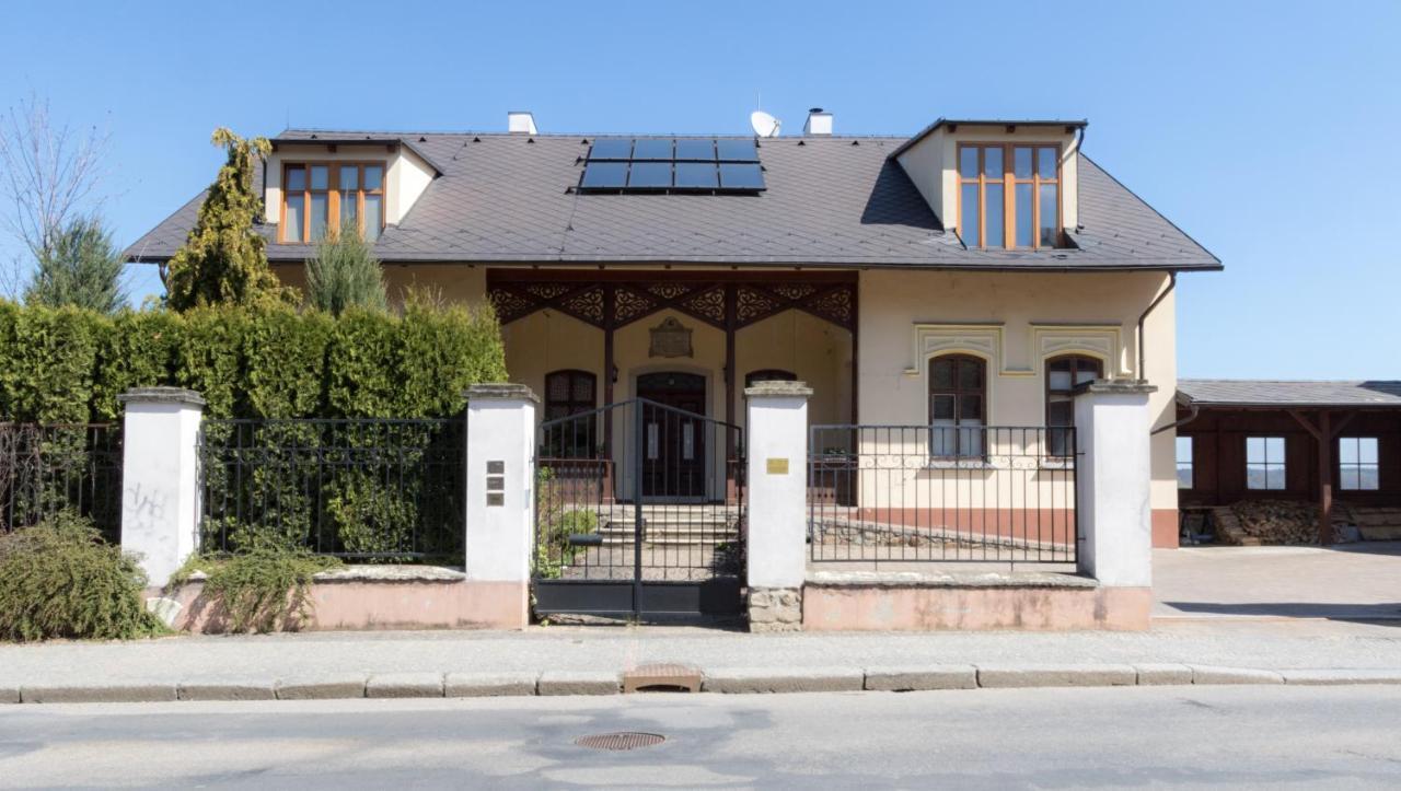 ז'ינדריצ'וב הרדק Apartmany Setkova Vila מראה חיצוני תמונה